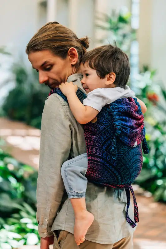 Lenny Lamb Onbuhimo PRO Toddler, Peacock´s Tail - Black Opal