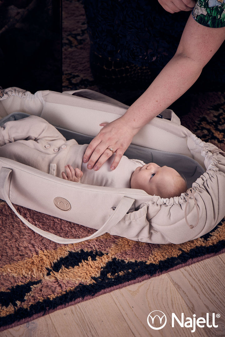 Najell SleepCarrier Lift + Babynest, Vol 3, Oat Beige