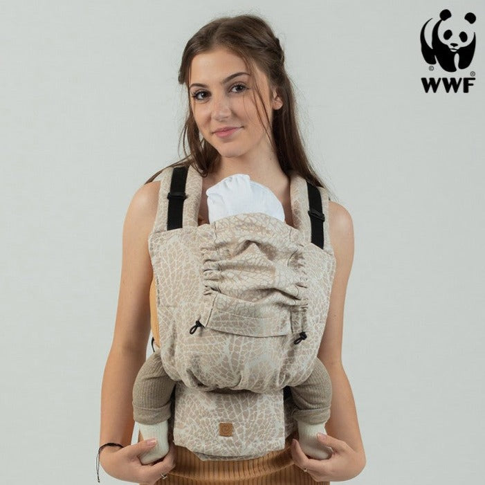 Isara Quick Full Buckle Bæresele, Majestic Ivory Forest