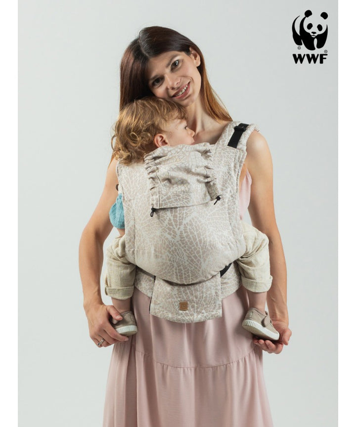 Isara Quick Full Buckle Bæresele, Majestic Ivory Forest