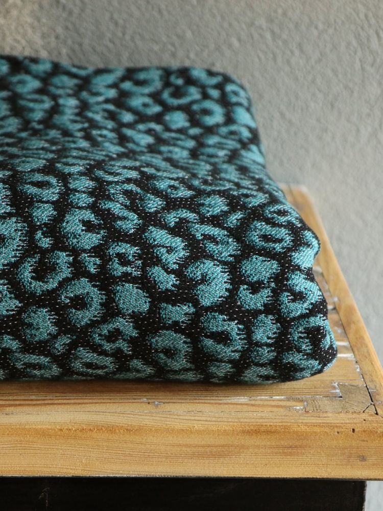 Yaro Ringslynge, Pussycat Trinity Black Petrol Wool