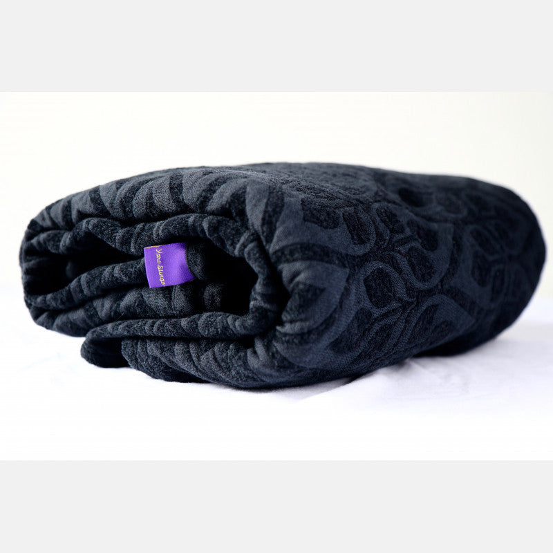 Yaro Fastvikle, La Vita Contra Beach Towel All Black