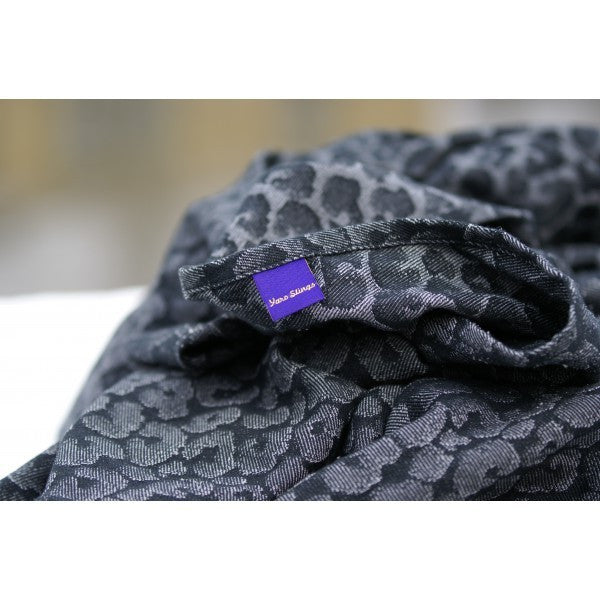 Yaro Ringslynge, Pussycat Black Grey