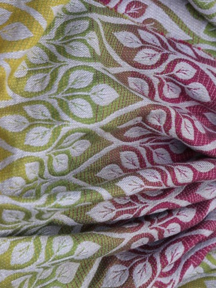 Yaro Fastvikle, La Vita Trinity Peony Rainbow Wool