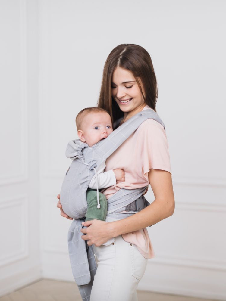 Love & Carry Half Buckle LoveTie, City