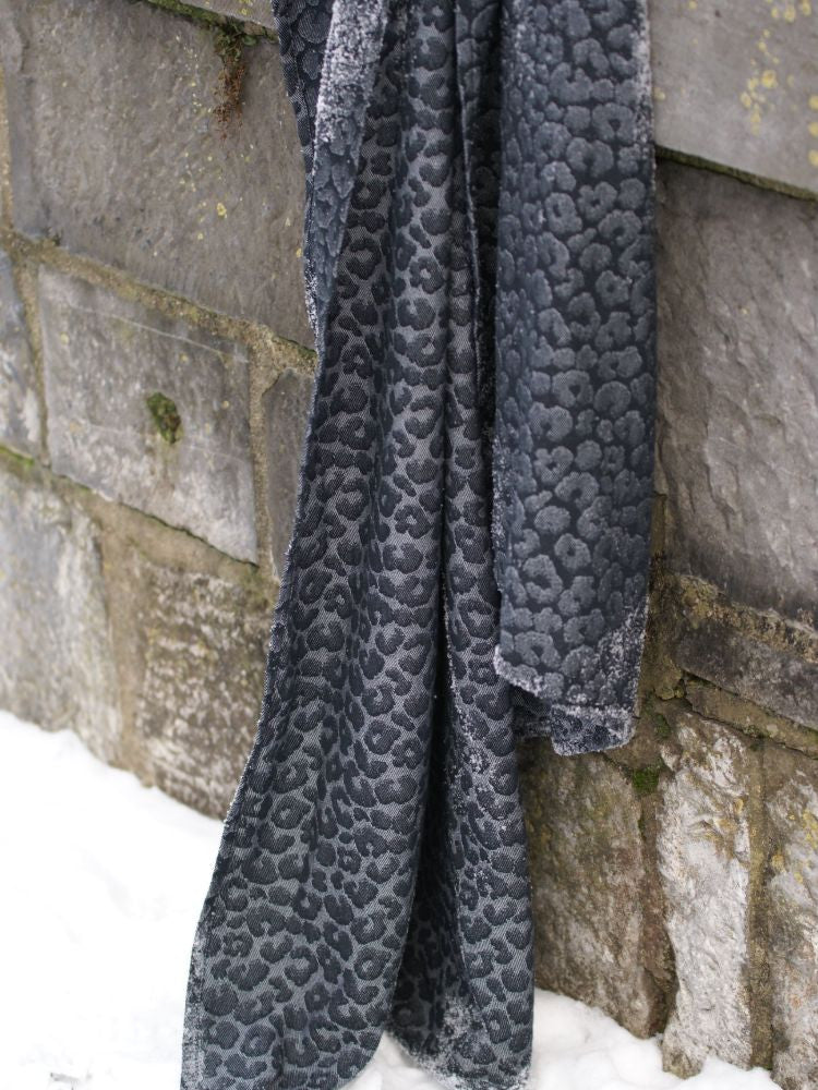 Yaro Ringslynge, Pussycat Black Grey