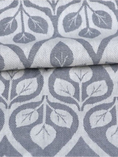Yaro Ringslynge, La vita Light-grey
