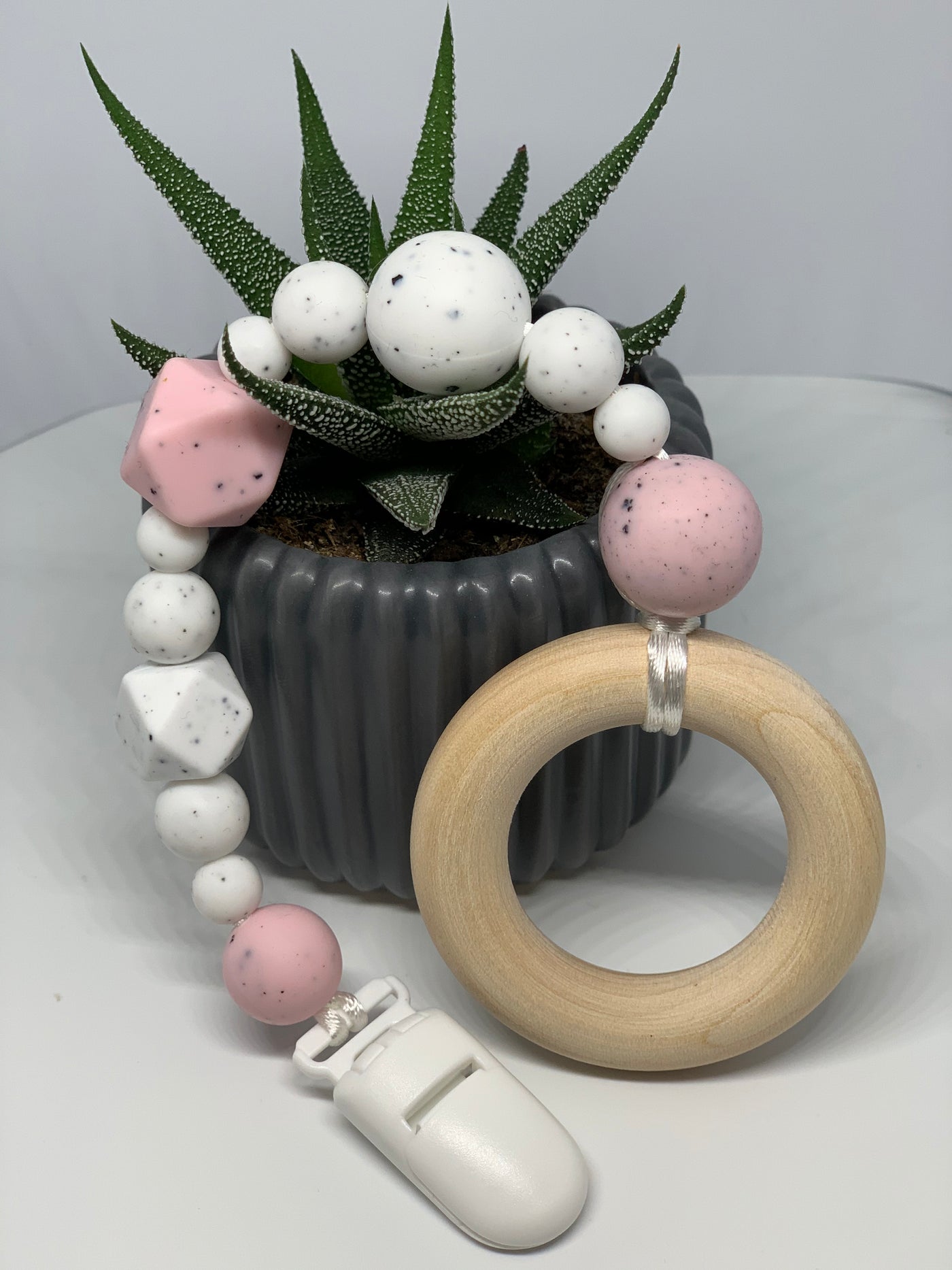 Legesnor Stor - Rosa&hvid vaniljekorn med Ring, Silikone&Egetræ
