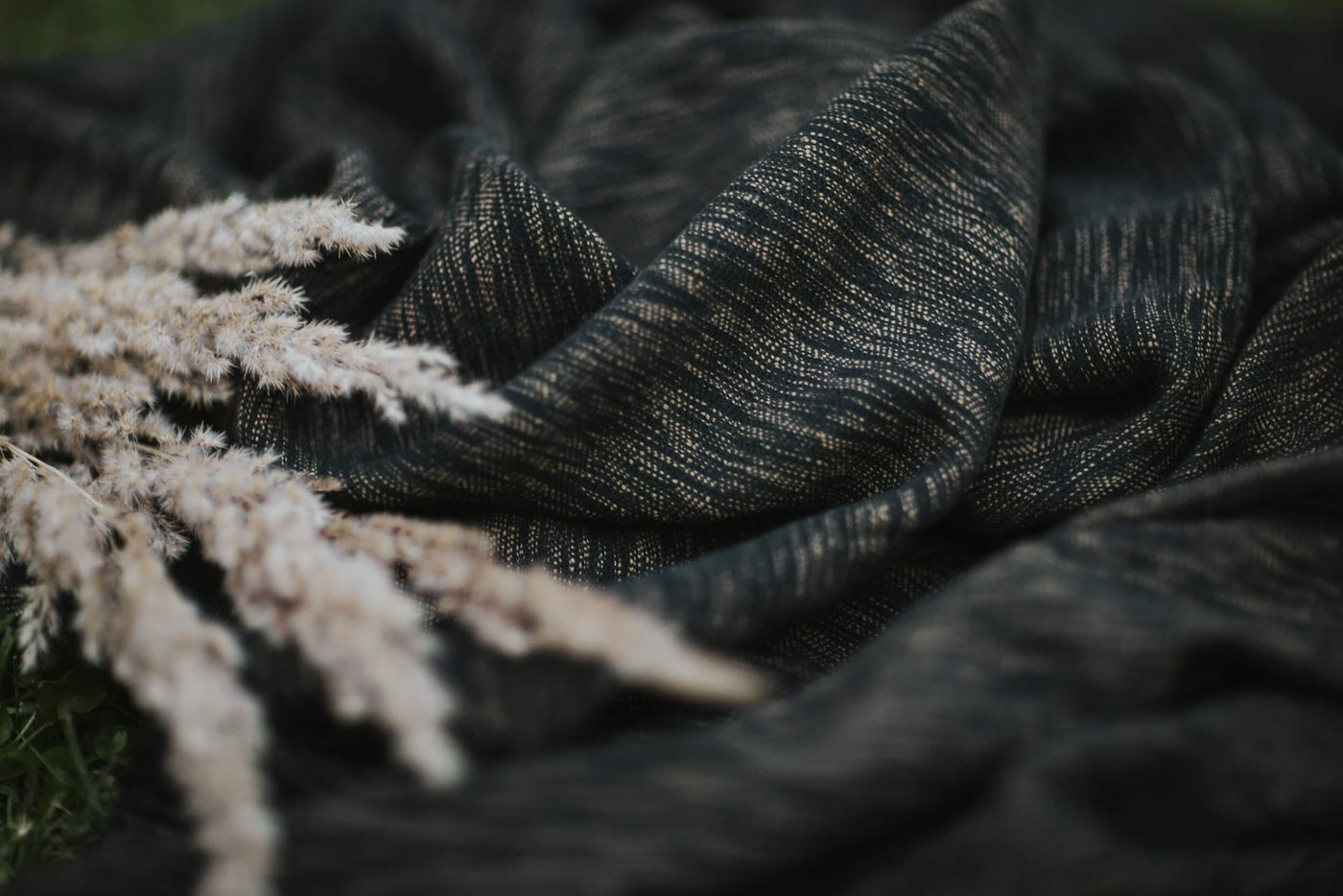 Löft Ringslynge med Frynser, Shanti Black Gold