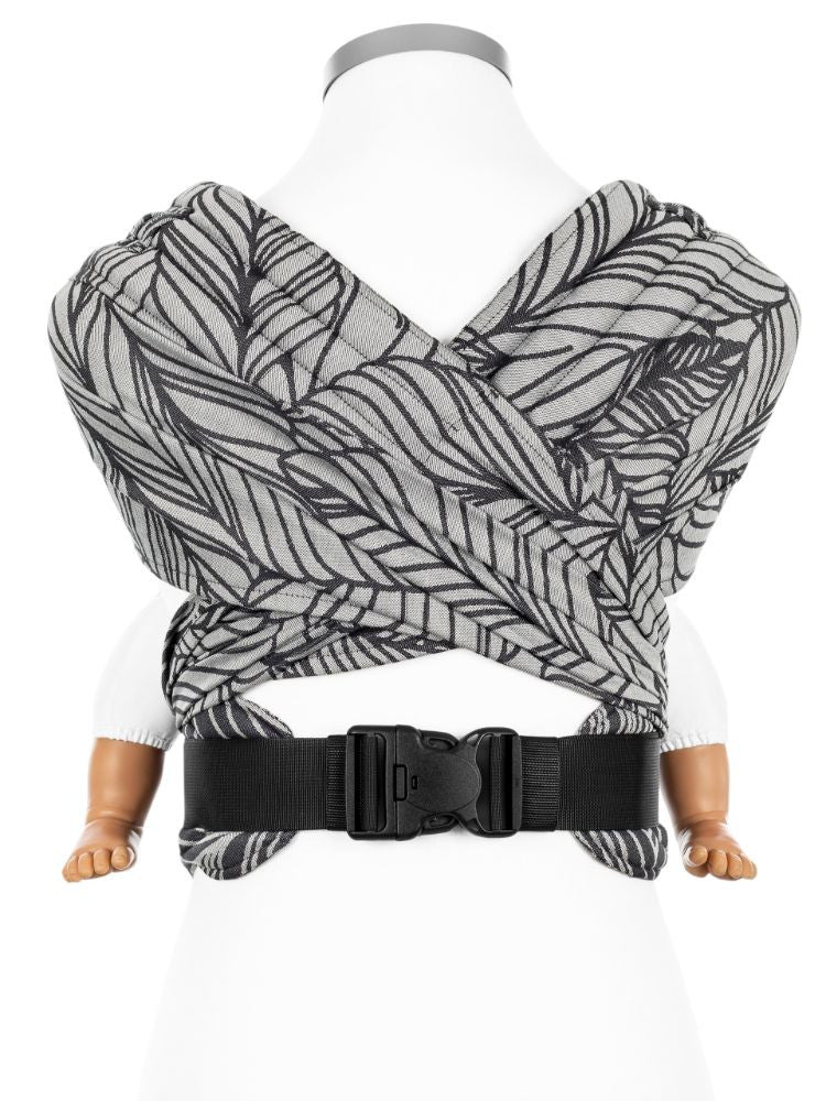 Fidella FlyClick Halfbuckle Bæresele, Dancing Leaves Black/white
