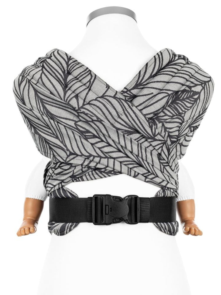 Fidella FlyClick Halfbuckle Bæresele, Dancing Leaves Black/white