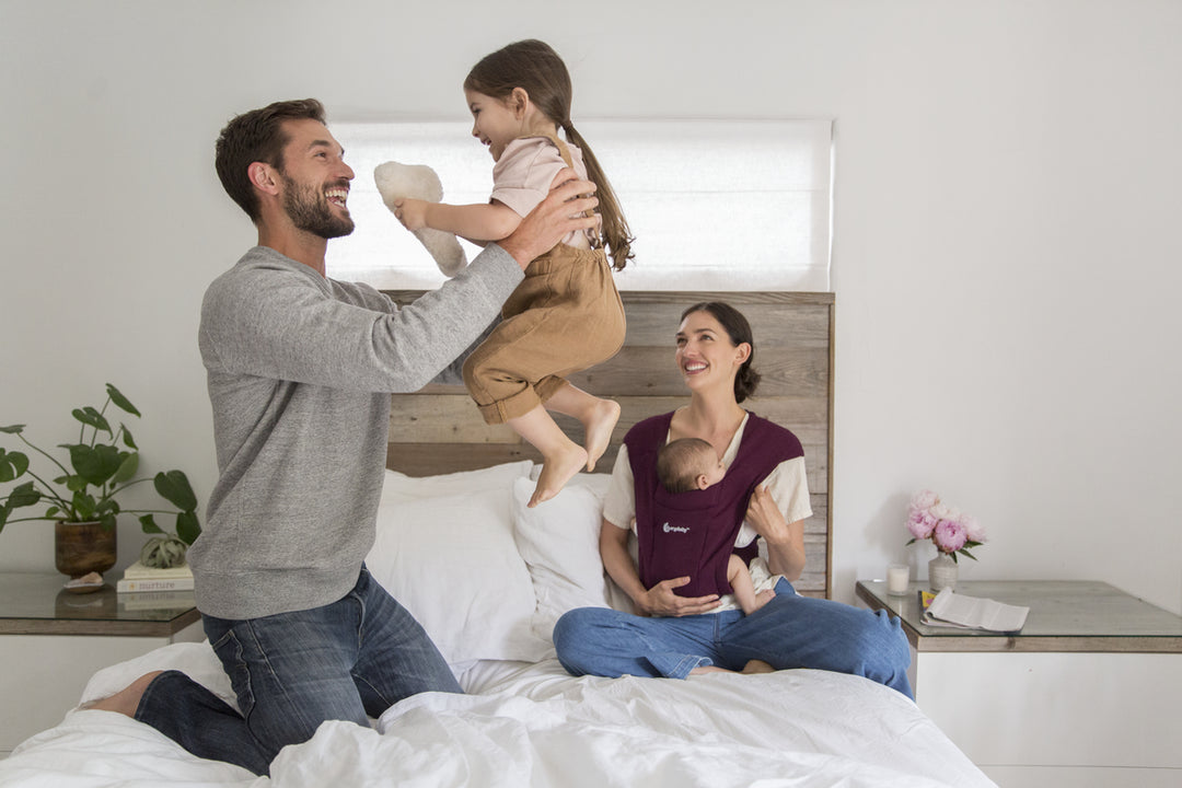 Ergobaby Embrace bæresele, Burgundy