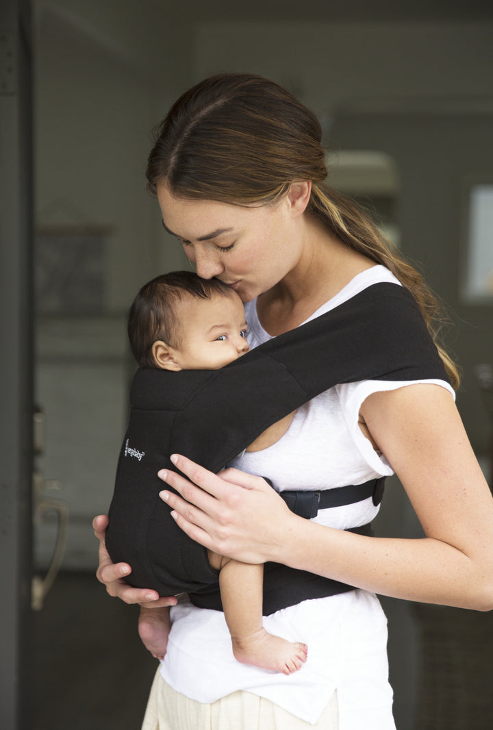 Ergobaby Embrace bæresele, Sort