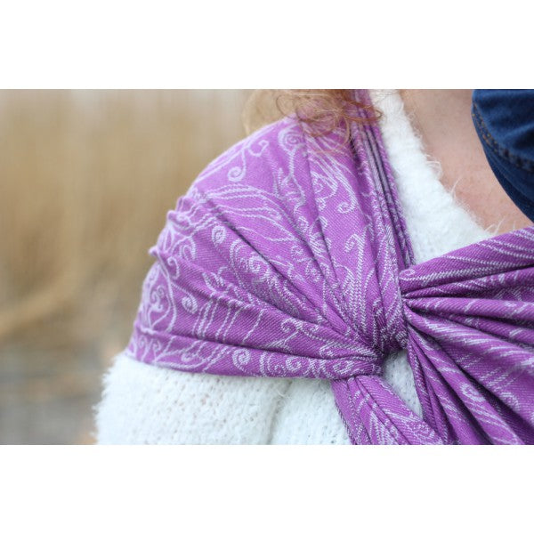 Yaro Fastvikle, Elvish Purple Silver Tencel Wool