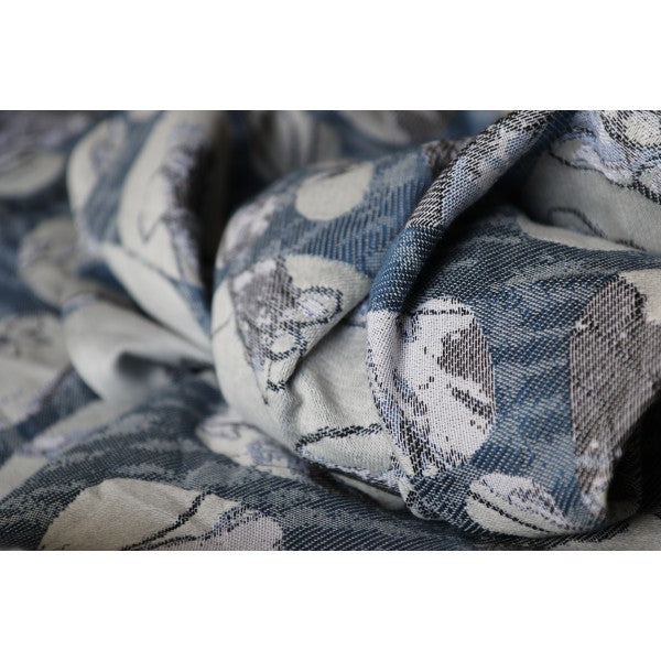Yaro Fastvikle,  Waterflower Trio Silver Black Blue Tencel